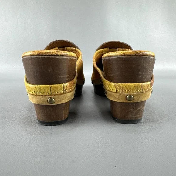 Icon Wearable Art Womens 6 Clogs Mules Clog Wedge Floral Boho Sun Flower Studded - Picture 6 of 12